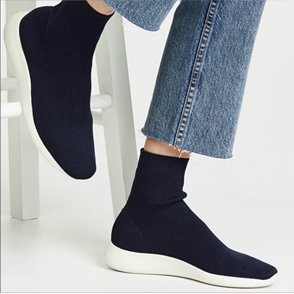 **VINCE** Abbott Black Knit Women's Sneakers